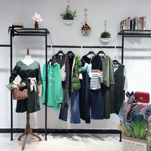 自信綻放，優(yōu)雅隨行——品牌大碼女裝時(shí)尚服飾批發(fā)全攻略